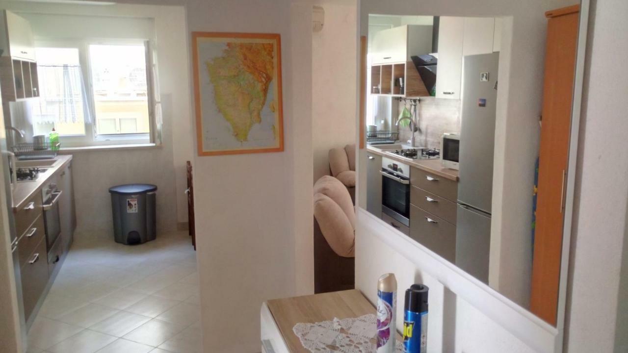 Prenc App Appartement Rovinj Buitenkant foto